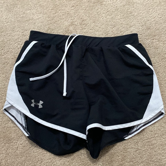 Under Armour athletic gym summer shorts black and white xs womens - Picture 3 of 9